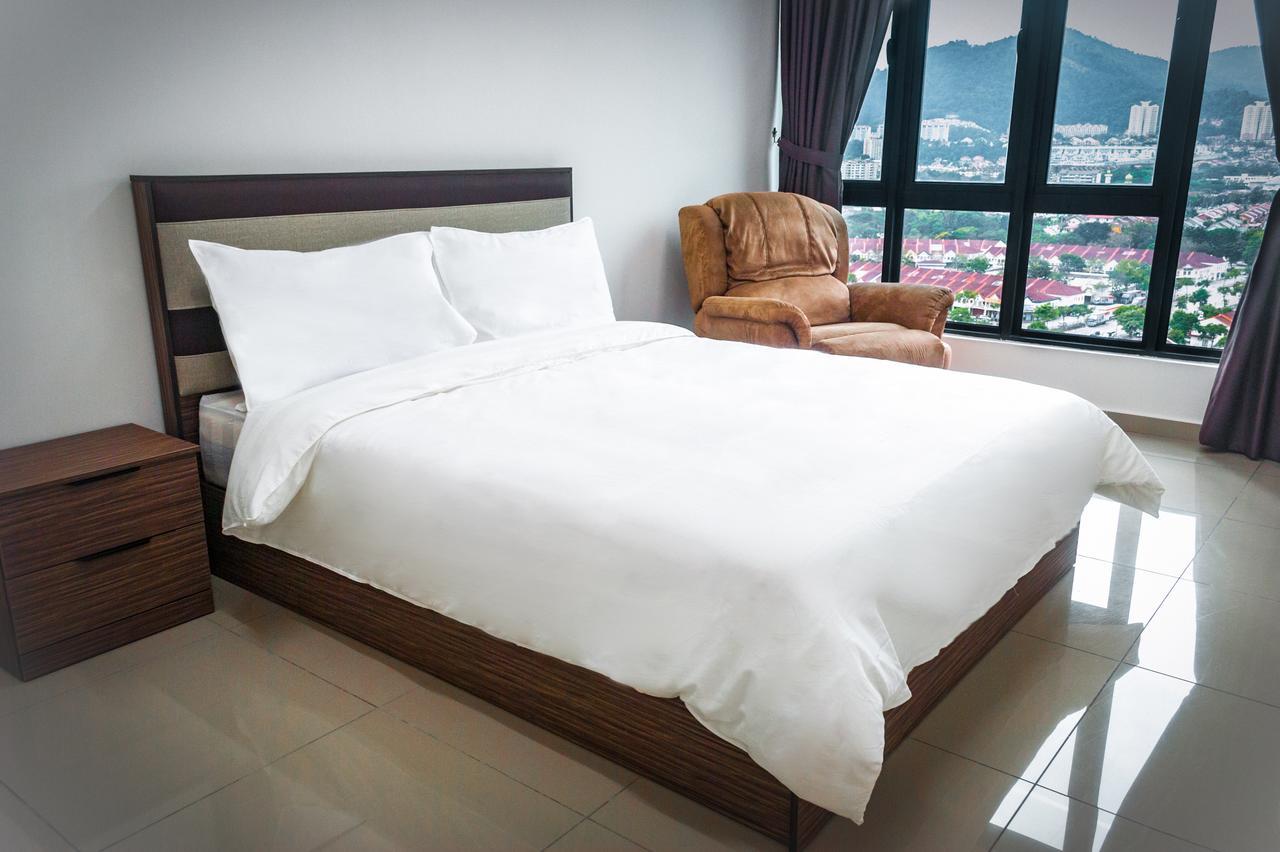 Lazy Traveler'S Suite By D Imperio Homestay جورج تاون المظهر الخارجي الصورة